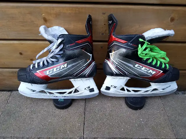 ccm jetspeed ft460 senior hockey skates sz.8.5 skate $80 Width D in Hockey in City of Toronto - Image 2