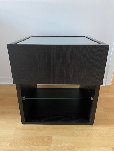 Night stand / Table de chevet, View more