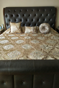 KING GOLD COMFORTER/COUVERTURE KING OR