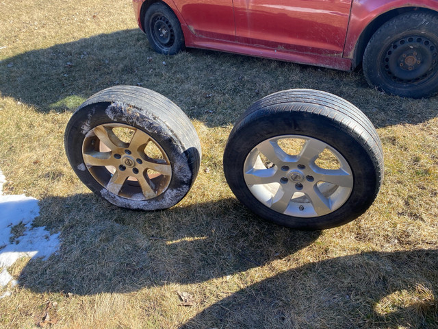 215/60/16 tire and rim dans Pneus et jantes  à Région des lacs Kawartha - Image 3