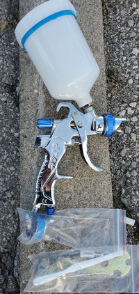 Gravity Feed Air Spray Gun with Spare Nozzle