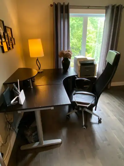 Bureau de coin avec accessoires, View more