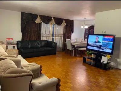 Text/Phone: 647 609 0921 Description Location: 15th Floor, 5 Massey Square, East York, ON M4C 5L6 AV...