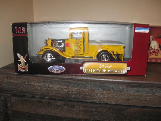 1934 Ford Pick Up Street 1:18 scale in Arts & Collectibles in Woodstock