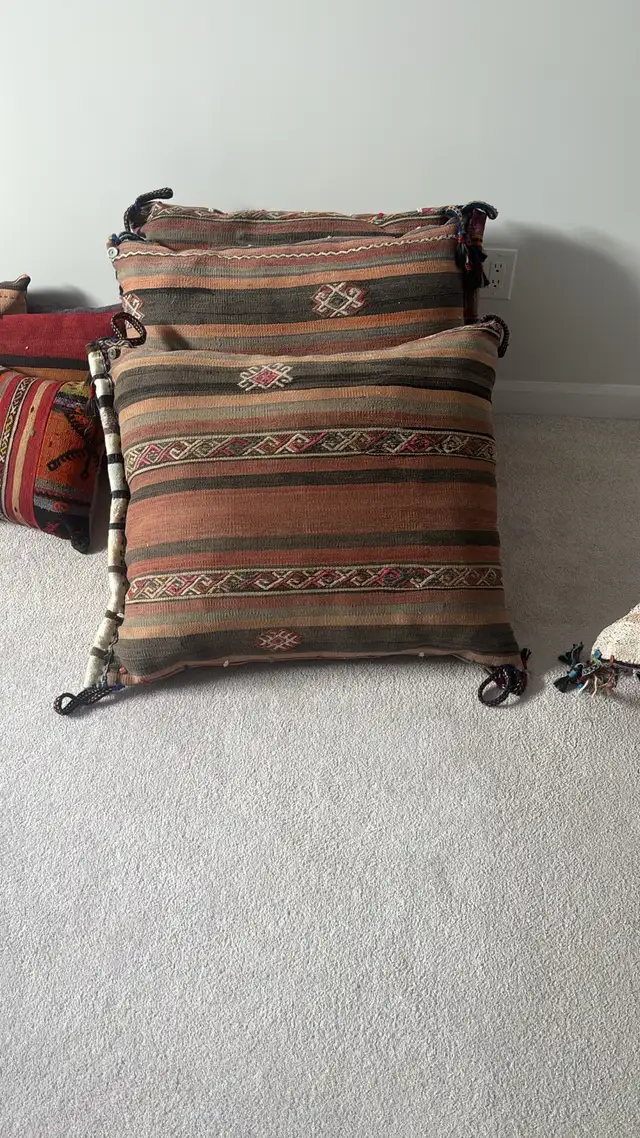 wool cushions, rugs  in Home Décor & Accents in Ottawa - Image 6
