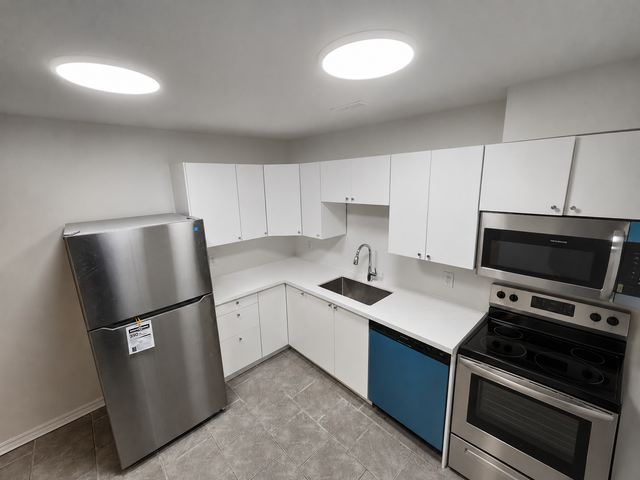 RIGHT 2 BEDROOM LEGAL BASEMENT APARTMENT FOR RENT