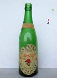 circa 1940’s Carling’s Red Cap Ale on Niagara Dry Beverages Bott