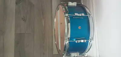 ludwig snare drum/stand, View more