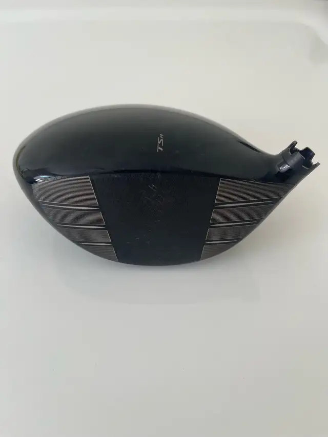 TITLEIST RH TSR3 9° DRIVER HEAD in Golf in Norfolk County - Image 9