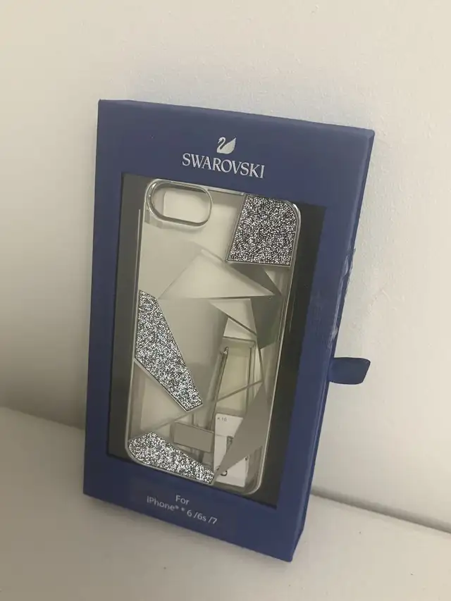 iPhone Swarovski Case -  6, 6s, 7, 8 and SE in Cell Phone Accessories in Ottawa - Image 3