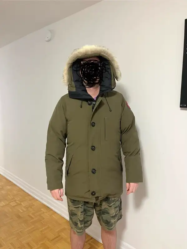 Canada Goose Chateau Parka / Military Green / Large, Men’s in Men's in City of Toronto - Image 2