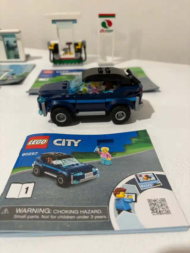 Lego - 60257 Service Station in Toys & Games in Ottawa - Image 3