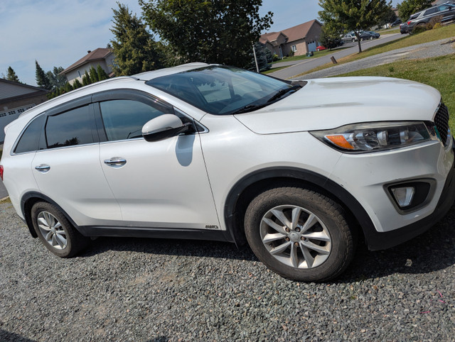 2017 Kia Sorento LX Turbo AWD in Cars & Trucks in Sudbury - Image 4