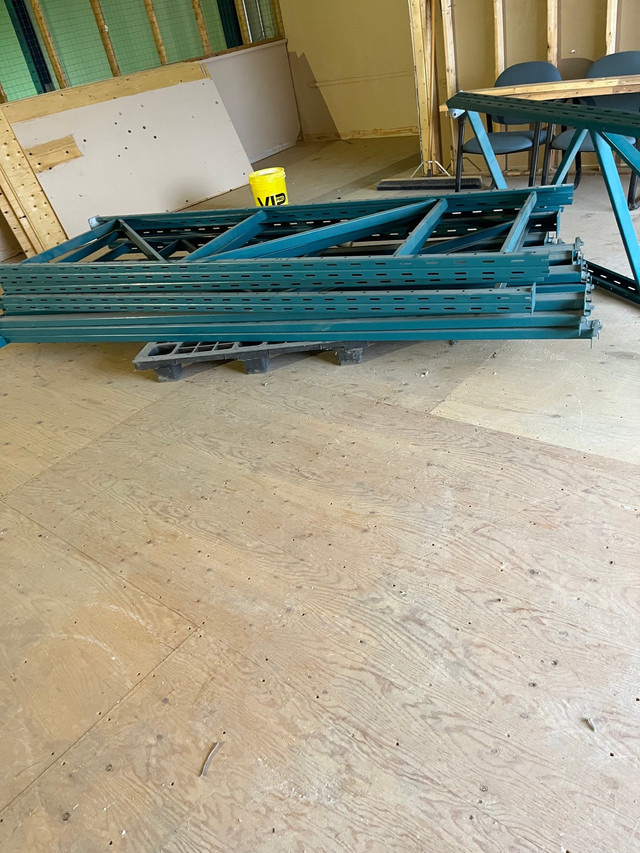 Metal shelving heavy duty Other Business & Industrial Trenton Kijiji