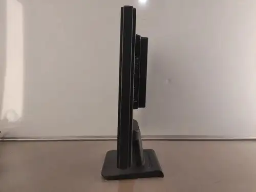 Acer AL1716 5:4 17inch LCD Monitor VGA Only Black Fair REU-2565 in Monitors in Calgary - Image 5