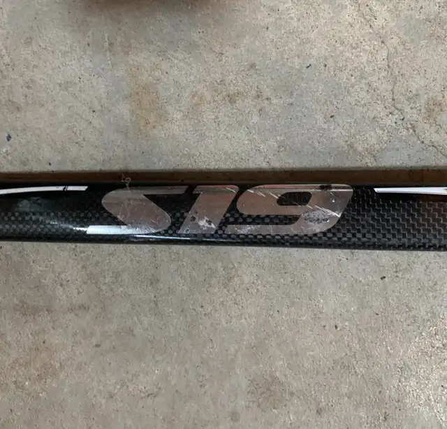 Easton S19 Hockey Stick in Hockey in Mississauga / Peel Region - Image 9