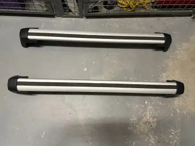 Like new, used once. $500+ new, asking $125. Instruction booklet with keys included