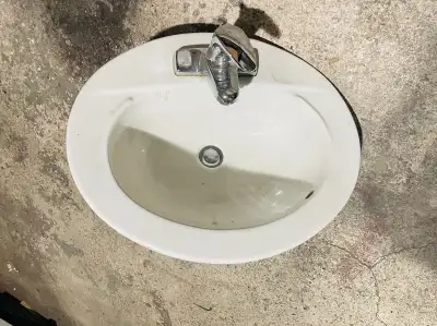 American Standard Cadet Drop-In Oval Bathroom Sink Come with faucet and connection drain See photos...