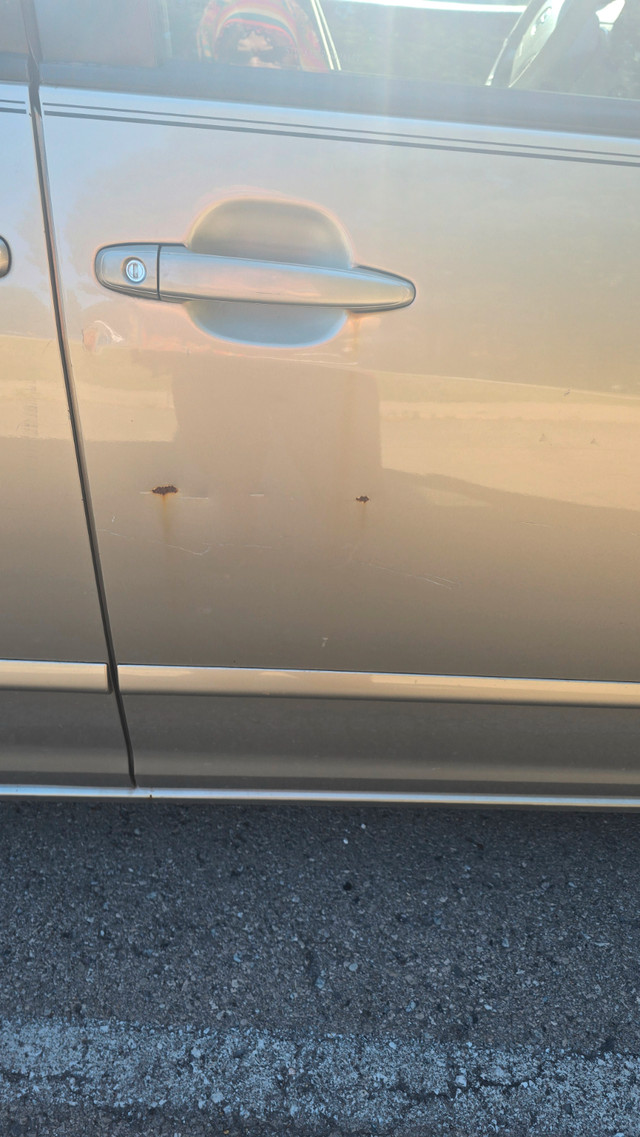 2006 toyota Sienna in Cars & Trucks in St. Catharines - Image 3
