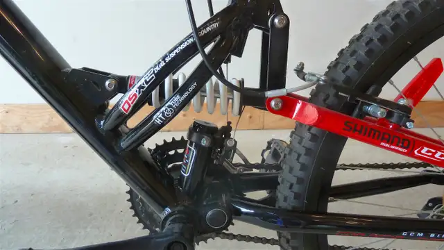 Youth Mountain Bike in Kids in Oakville / Halton Region - Image 6