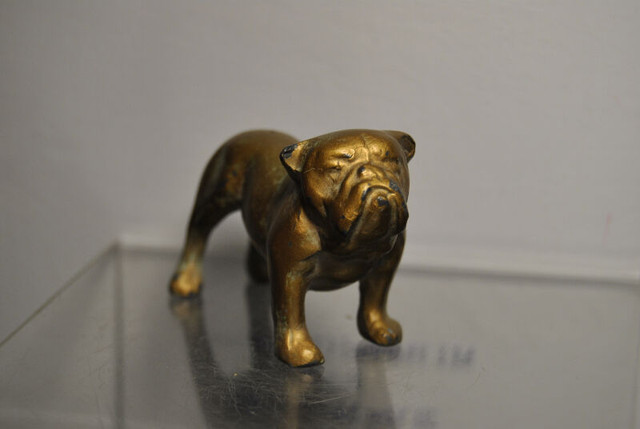 VINTAGE Bronzed Metal Figure Dog in Arts & Collectibles in Vancouver - Image 2