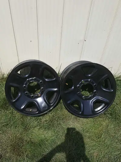 I have 2 brand new OEM rims 18 inch for 2500 or 3500 series Dodge Ram never been used.Asking $200.00