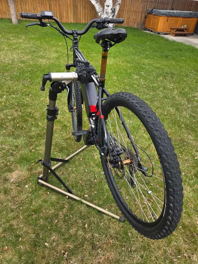 E-Bike Mountain Bike in eBike in Lethbridge - Image 10