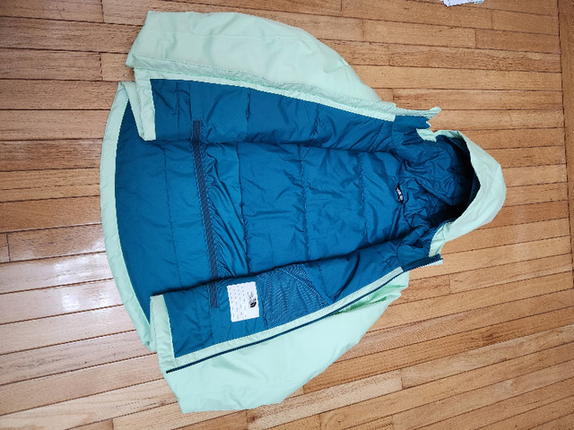 Brand new girl ski jacket, The North Face Freedom in Ski in Markham / York Region - Image 4