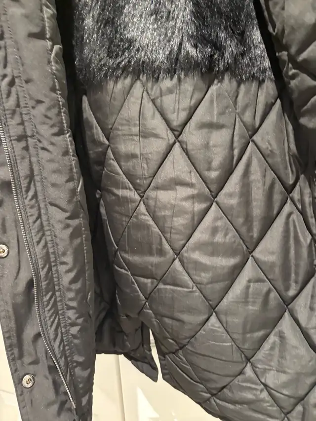 manteau hiver Garage in Women's - Tops & Outerwear in Laval / North Shore - Image 7