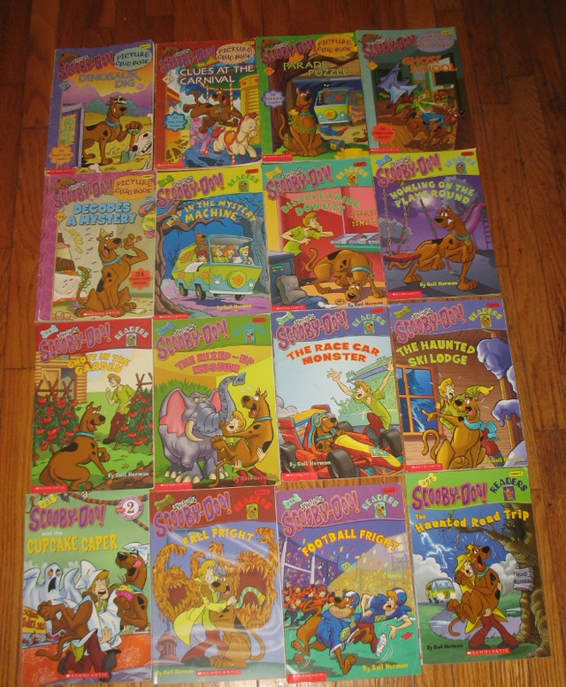 Scooby Doo books and Stuffie in Children & Young Adult in Norfolk County - Image 2