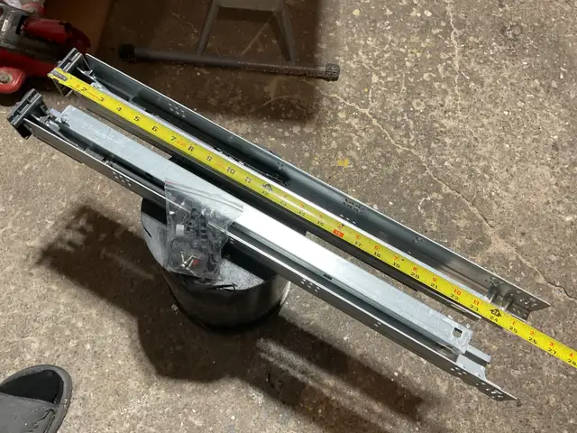 Heavy duty sliders  $ 30 new in Garage Sales in Laval / North Shore - Image 6