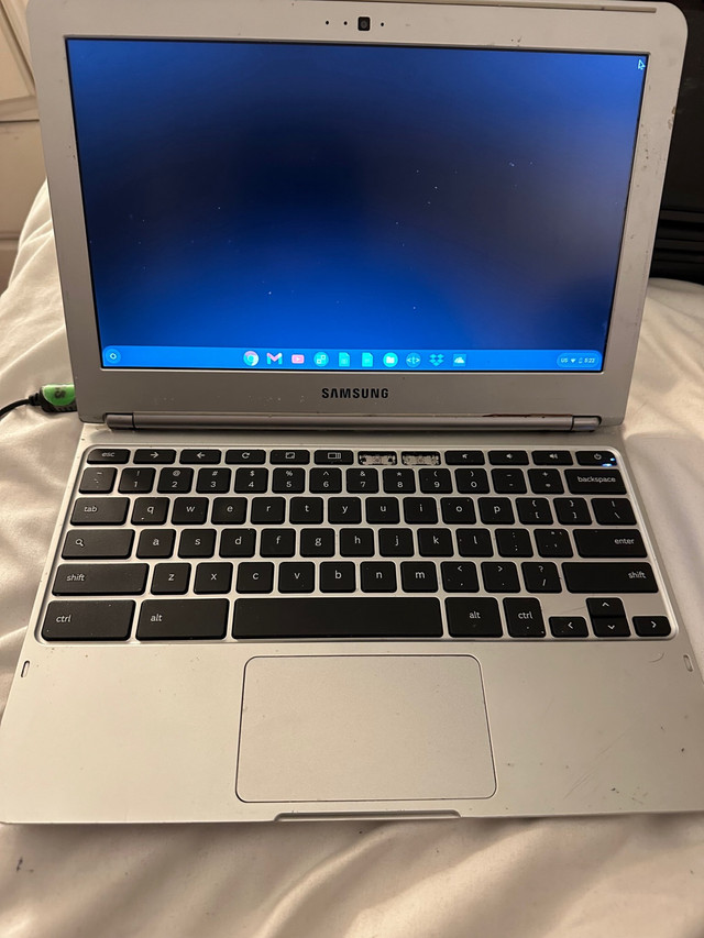 Chromebook Lot Of 3 All Functional As Is Asus, Acer, Samsung in Laptops in Oakville / Halton Region - Image 2