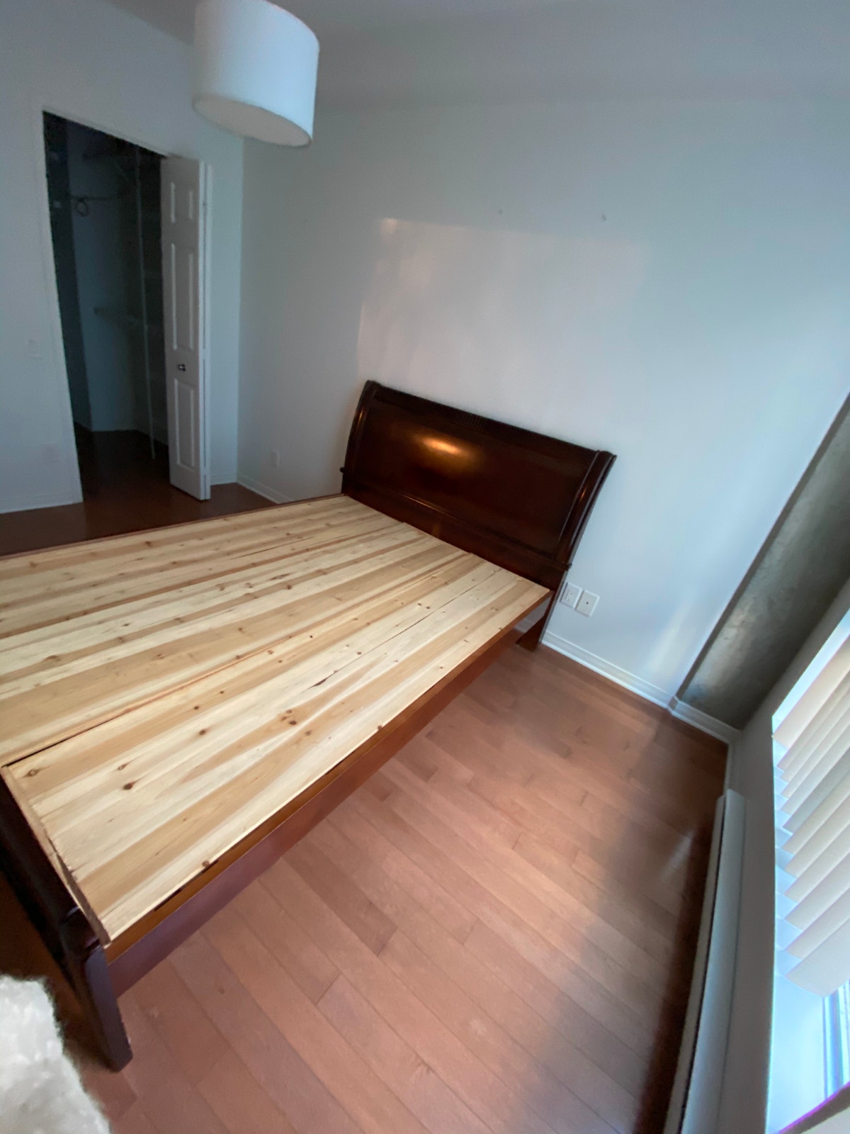 Long Term Rentals 1235 Rue Bishop #502 — photo 3