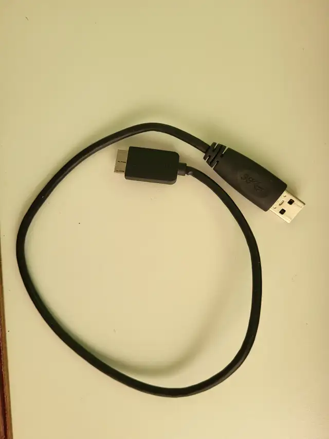 External hard drives in Flash Memory & USB Sticks in Moncton - Image 4