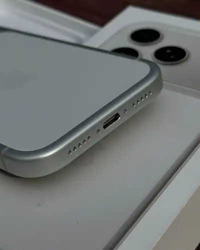 Iphone 17 Pro, View more