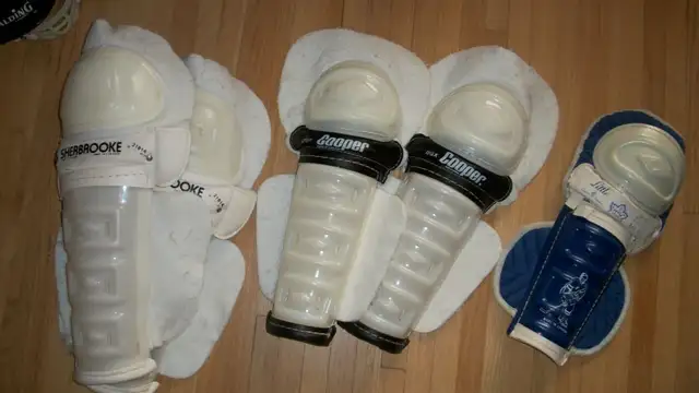 ** Hockey Helmets,Shin Pads, Sticks, Shorts,Soccer Pads** in Hockey in Calgary - Image 2