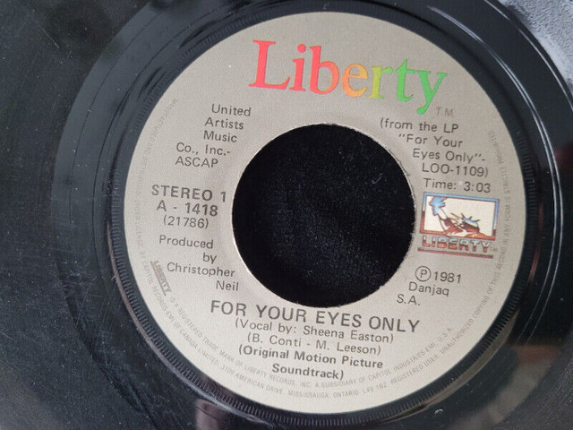1981 Sheena Easton For Your Eyes Only 45 Record in Other in Winnipeg - Image 2