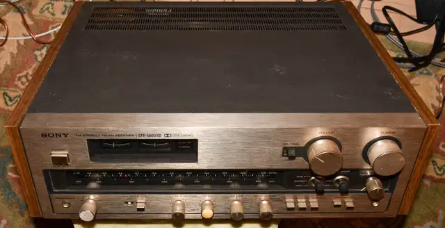 A vintage Sony stereo receiver - amp or switch needs repair. in General Electronics in Cambridge - Image 4