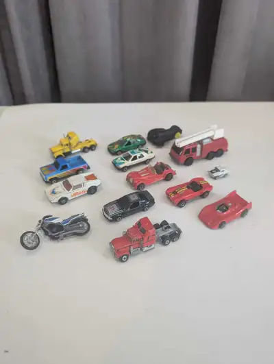 matchbox, hot wheels, micro machine Here's a fun collection of vintage diecast toy cars! There's a v...