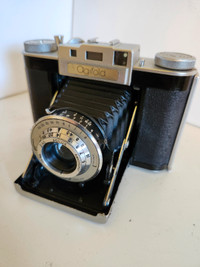 Vintage Agilux Agifold Folding Camera (120)