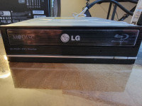 LG BD-ROM / DVD Rewriter Blu-Ray