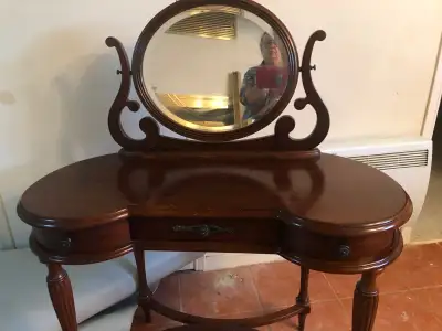 meuble coiffeuse maquilleuse à vendre