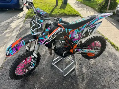 ***********NO TRADES CASH ONLY*********** This bike has been completely rebuilt every nut and bolt b...