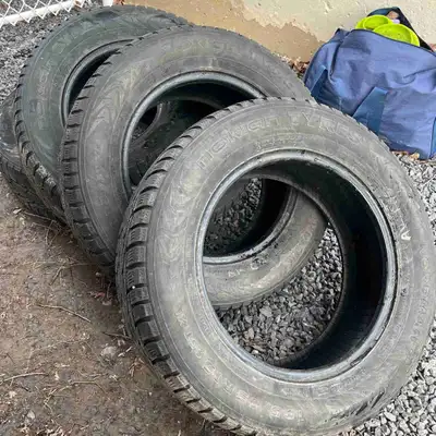 Pneus d’hiver Nokian Normand 7 195 65 15 Bon pour 1 ou 2 hivers