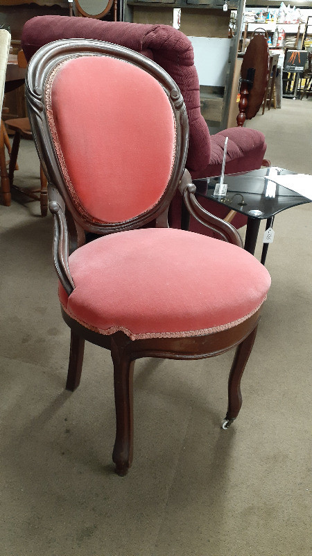 WOOD CARVED PARLOUR CHAIR in Chairs & Recliners in London