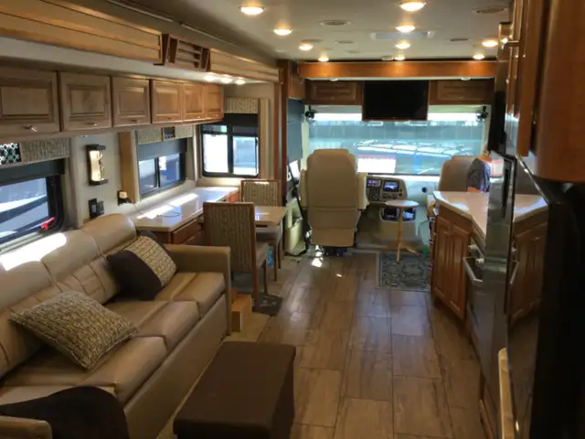 Class a motorhome in RVs & Motorhomes in Delta/Surrey/Langley - Image 8