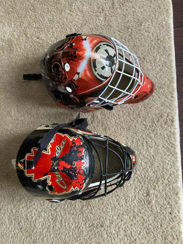 Bauer street hockey helmets in Hockey in Peterborough - Image 3