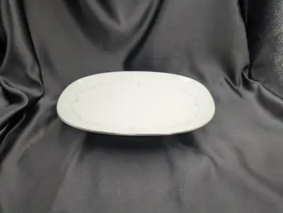 Vintage Noritake Whitebrook Small Oval Platter, View more