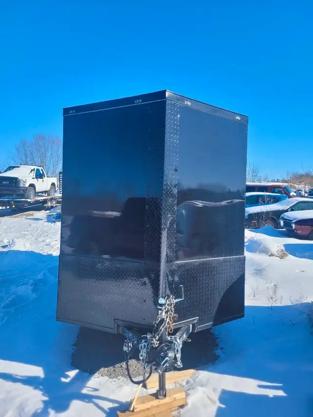 Enclosed trailer in Cargo & Utility Trailers in Ottawa - Image 3