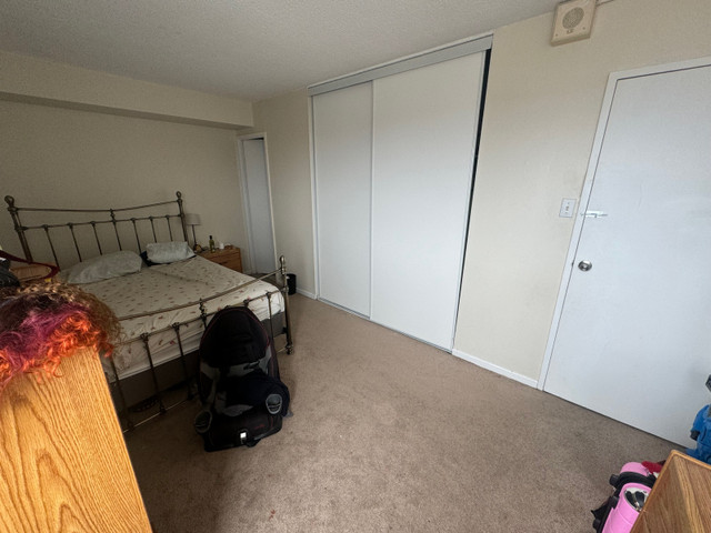 Long term in Room Rentals & Roommates in Gatineau - Image 2